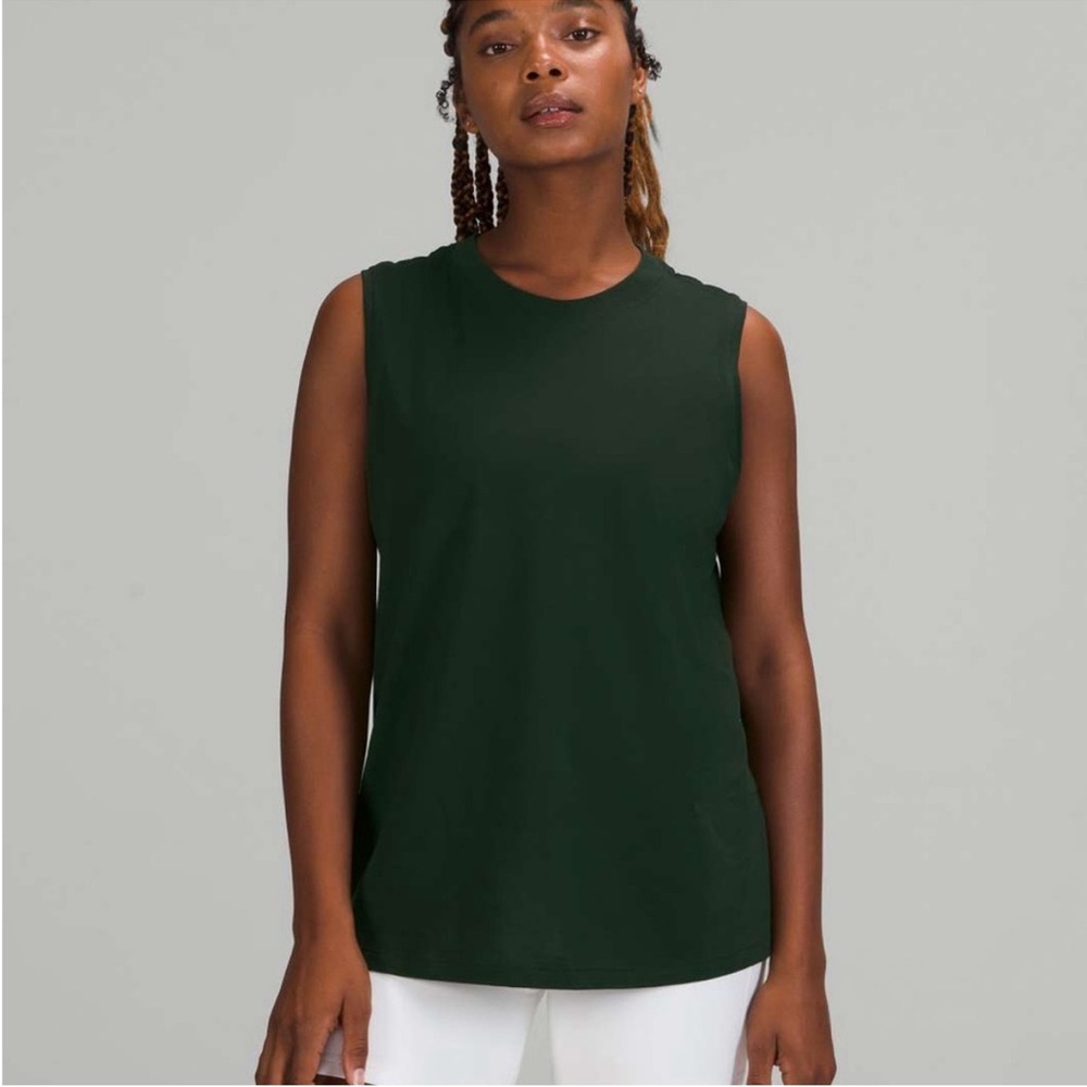 Lululemon Muscle Tank Sz 4